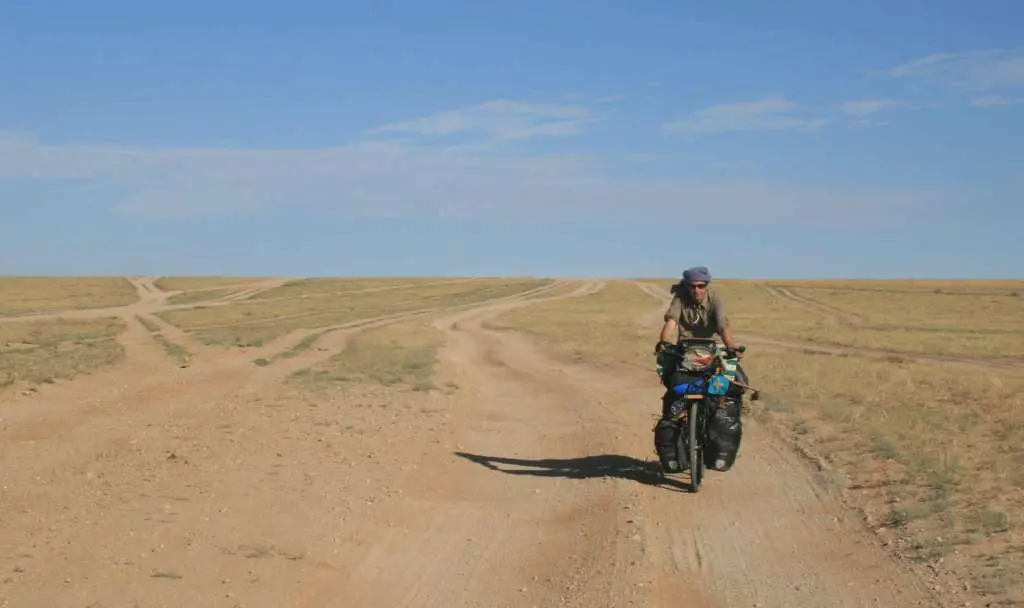 pedaleando en mongolia